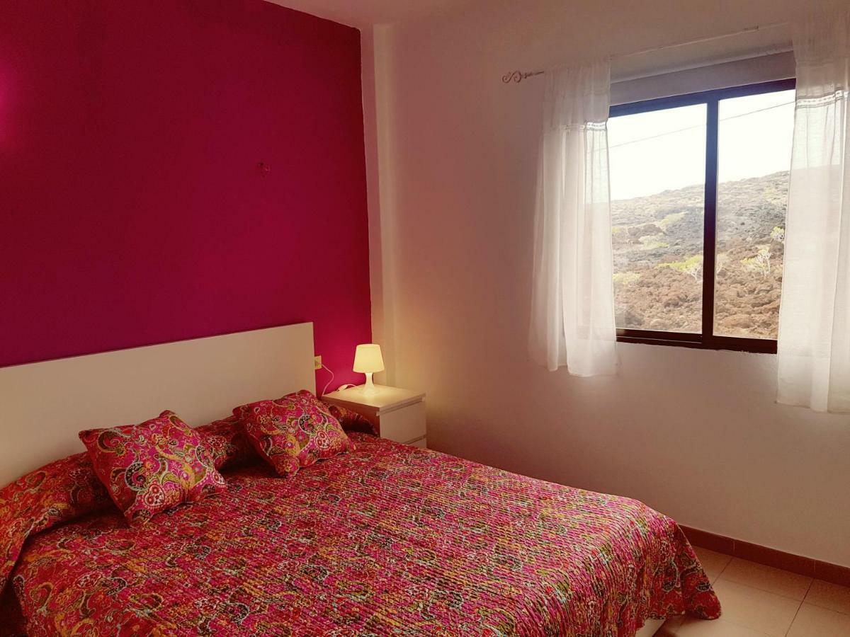 Apartamentos Deluxe El Hierro 拉雷斯廷加 外观 照片